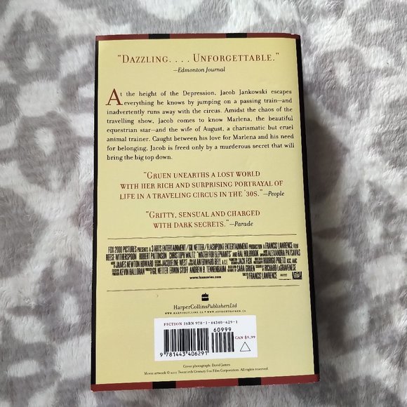 Water for Elephants fiction book paperback - Picture 3 of 9